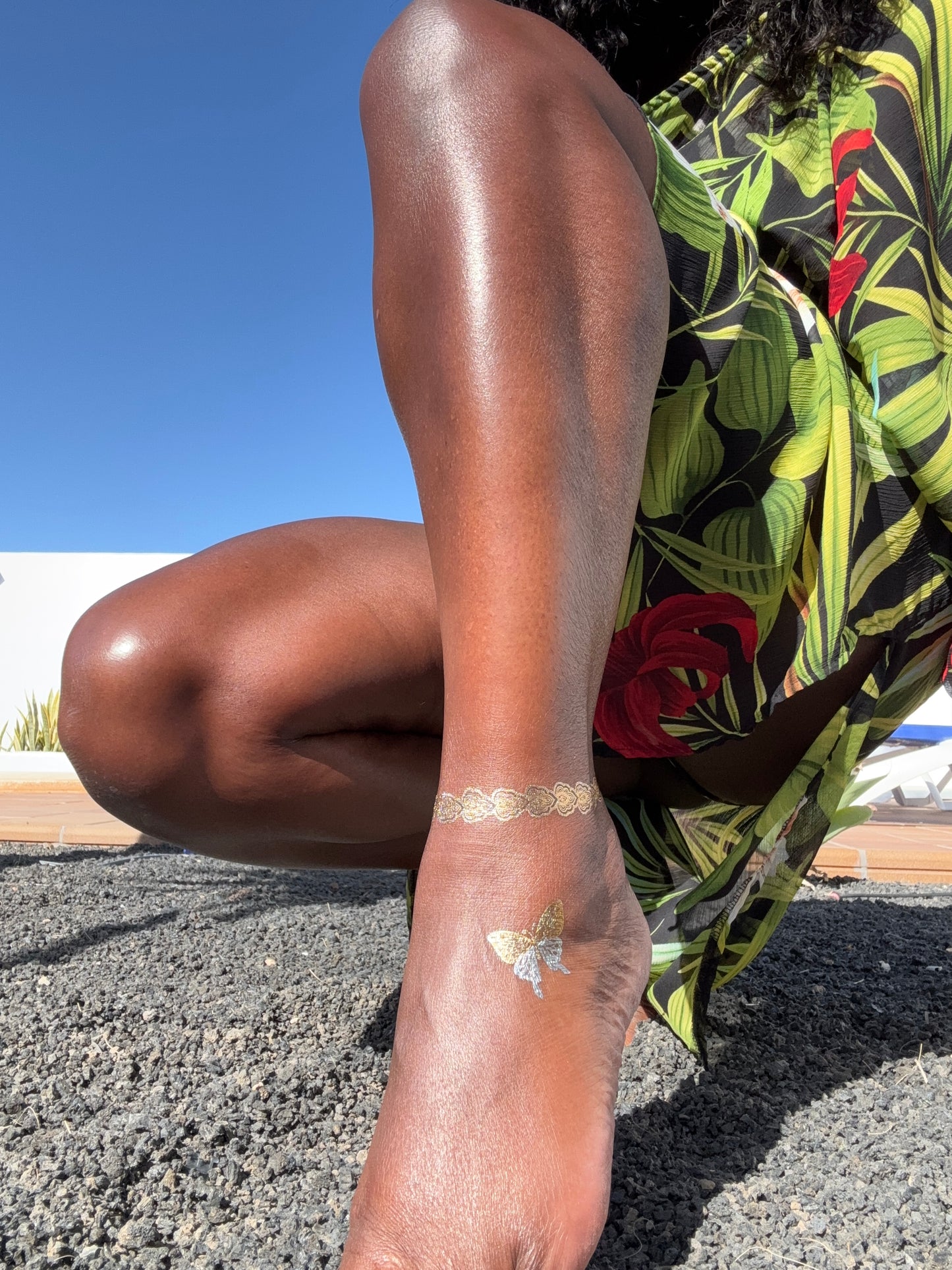 Temporary Gold Foil Pineapple/Bows Tattoos